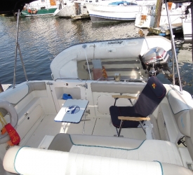 Seating in the stern area