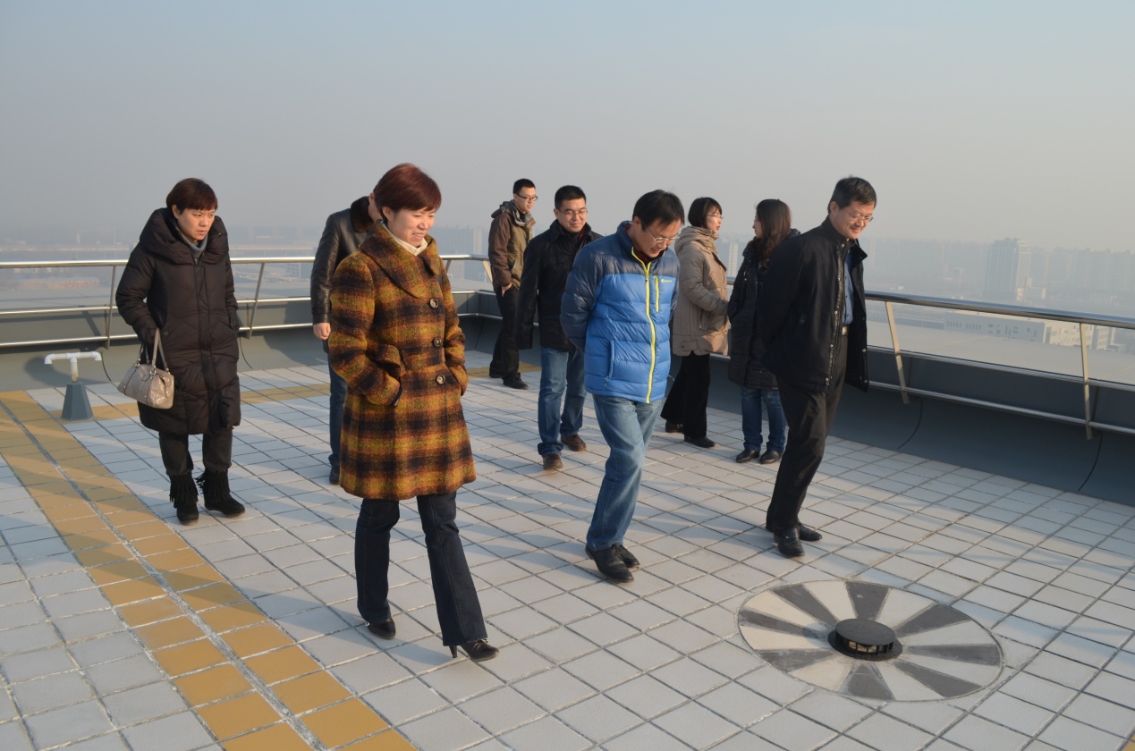 英国上市公司365